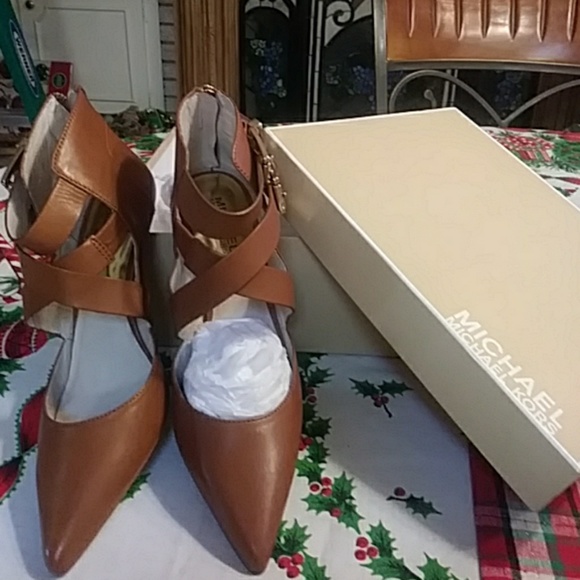 Michael Kors Shoes - Brand new shoes Michael Kors